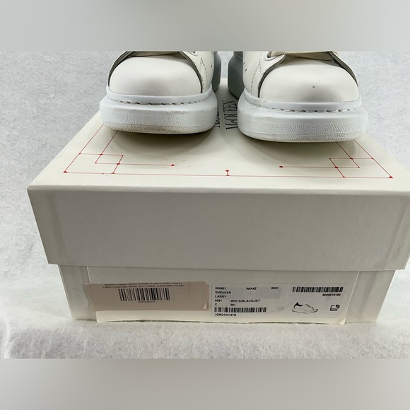 Alexander McQueen Women's Oversized Sneaker in White/Jet Black Crystals 38.5 - Picture 13 of 15
